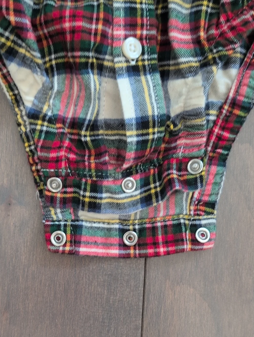 GAP Plaid Flannel 18-24 Month Long-Sleeve Bodysuit